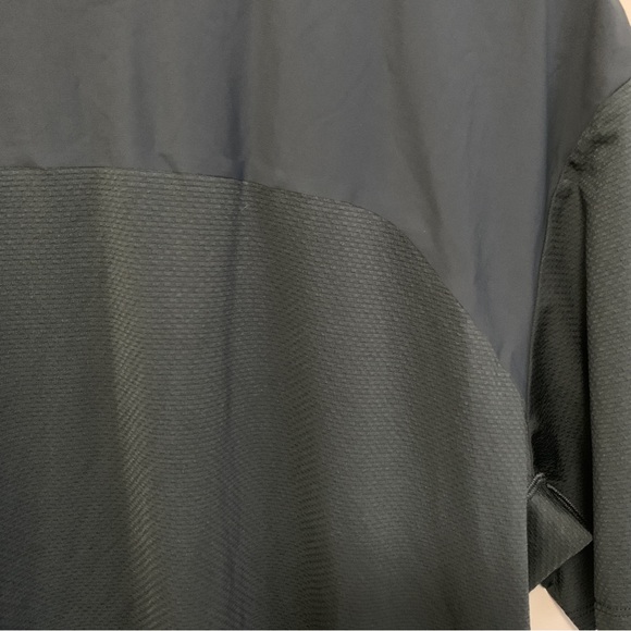 Men's Lululemon Athletic T-Shirt - Picture 2 of 4